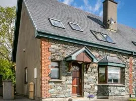 Delightful cottage just steps from Kenmare town