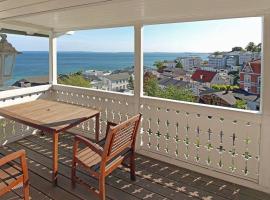 Appartementhaus, Villa Katharina, Sassnitz, מלון בזאסניץ