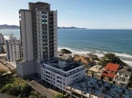 205- Apartamento 30 mts do mar Pereque
