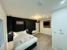 SK Heathrow Hotel, hotel with parking in Hayes