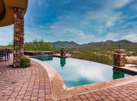 Sunbeam by AvantStay Elegant Private Desert Home w Infinity Pool Spa View