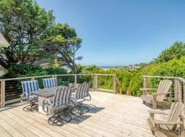 Beach Pines Bungalow by AvantStay Classic Cottage Steps to the Beach w Private Yard