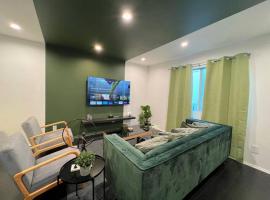 2BR Suite in the Heart of Hollywood -BR5、ロサンゼルスのホテル