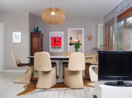 Captain's Lounge - Bungalow XL, Hotel in Westerland