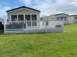 Aurora luxury beach lodge, campsite in Lossiemouth