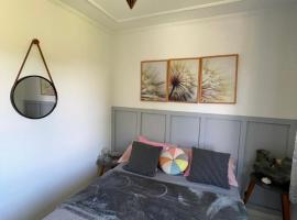 Quarto aconchegante em Socorro, homestay sa Socorro