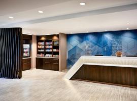 SpringHill Suites by Marriott Roanoke North, hotel with pools in Roanoke
