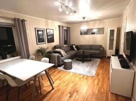 Cozy 2-Bed Apartment on the top of Tromsø!, itsepalvelumajoitus Tromssassa