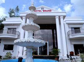 Hotel Grand, hotel in zona Ellora Caves, Khuldābād