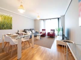 Apartamentos GO - Arroyo San José, хотел в Аройо де ла Енкомиенда