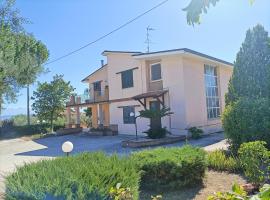 Residenza ColleMare Vacanze, hotell sihtkohas Colonnella