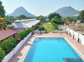 Royal Pushkar Camps- a Luxury Camp Resort, lyxtält i Pushkar