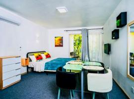 C-view Apartments, hotel em Flic-en-Flac