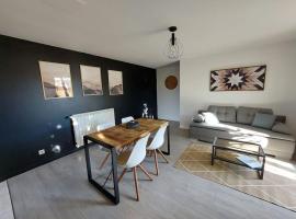 Appartement t2 avec extérieur, hotell i Toulouges