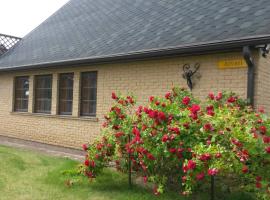 Brīvdienu māja Atvari, cabaña o casa de campo en Jūrkalne