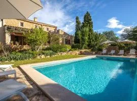 Lovely Home In Porto Cristo With Kitchen