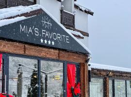 Mia's Favorite Hotel, hotel sa parkingom u gradu Mavrovo