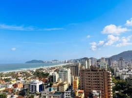 Apto com vista para o mar com 2 vagas - Guarujá, hôtel accessible aux personnes à mobilité réduite à Guarujá
