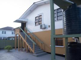 Downstairs 2 Bedroom Avalon Regia Apartment, hotel em Georgetown