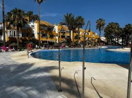 Pleasant Studio House in front of the beach, hotel en Roquetas de Mar