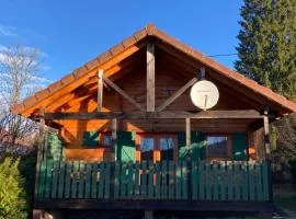 Camping-Chalets La Favière