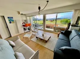 Superb studio facing the sea with large terrace