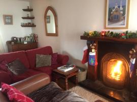 No 30 Cottage , Moville, hotel Moville-ben