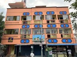 The Kaya Backpackers Rooms Srirangam