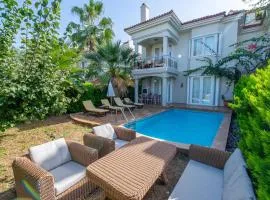 Sunset Beach Club Aqualettings Starfish 3