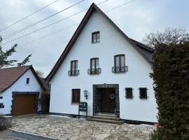Schöne Ferienwohnung im Landhaus