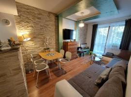 Cozy family apartment with garage, apartament din Donovaly