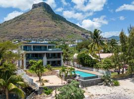 Beach and Mountain - Tamarin, Hotel mit Pools in Tamarin