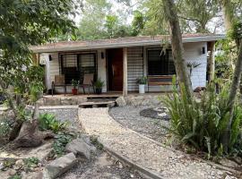 Kaisen, cottage in Las Toscas