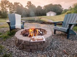 Shenandoah Retreat-GameRoom-HotTub-Pond-BBQ-Fire Pit, hotel di Shenandoah