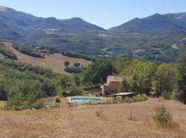 Luxury Villa with Pool, Stunning Location