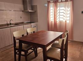 Departamento Vista Malarg&uuml;e, camera con cucina a Malarg&uuml;e