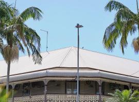 The Middle Pub, B&B in Mullumbimby