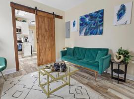 Cozy For Two، فندق في ممفيس