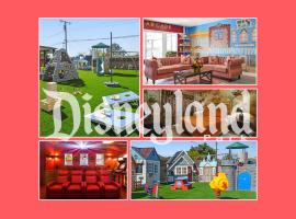 The Disneyland Dream: Arcade, Theater, Play, Golf+ – hotel w mieście Garden Grove