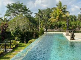 Arvanya Villa Ubud, хотелски комплекс в Тегалаланг