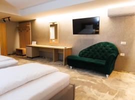 Axe Boutique Galati, hotel pre rodiny v destinácii Galac