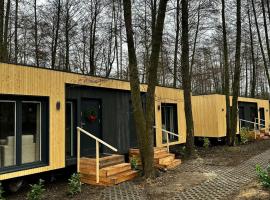 Rezydencja Miętowe Wzgórza Mansion House, hotel near Warsaw-Modlin Airport - WMI, Zakroczym