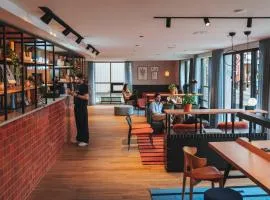 Center Hotels Plaza、にあるレイキャビク国内空港 - RKVの周辺ホテル
