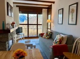 C18 - Alojamiento Mirador de Cerler - Villmor, hotel in Cerler