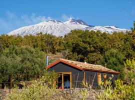 PODERE DELL'ETNA SEGRETA - Essential Nature Hotel, hotel Biancavillában