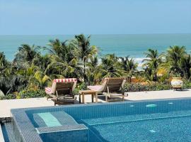 캡 스컬링에 위치한 호텔 Villa de luxe avec accès direct à la piscine et à la plage