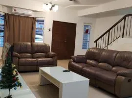 116 Bukit Indah Bentong Homestay- 5min to town