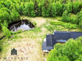 Cozy cottage on a large natural plot in lovely Harjedalen, Cottage in Vemdalen