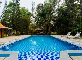 Lemon Zest Oasis By JadeCaps Pvt Pool 6BHK Goa, villa in Nuvem
