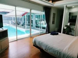 I am pool villa Pattaya no 5